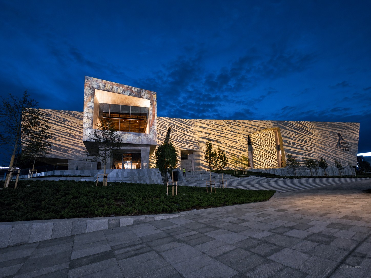 建筑正立面全景｜Front facade panorama of Almaty Museum architectural lighting